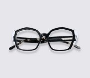 Divine 7182 Black Crystal
