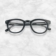 NOIR VOUS 4 BLACK CRYSTAL
